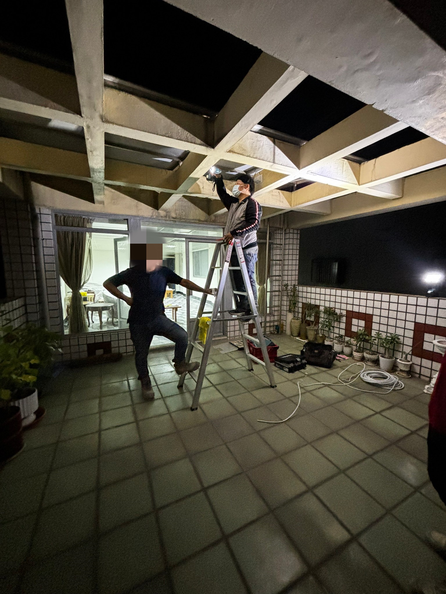高雄商業空間水電